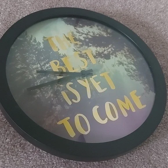 Positive Saying Clock - Picture 2 of 3